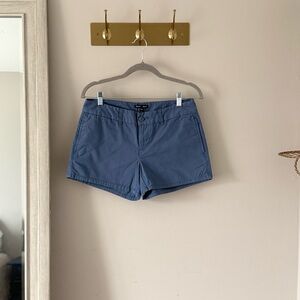 GAP CHIC BERMUDA LOW WAISTED SHORTS
